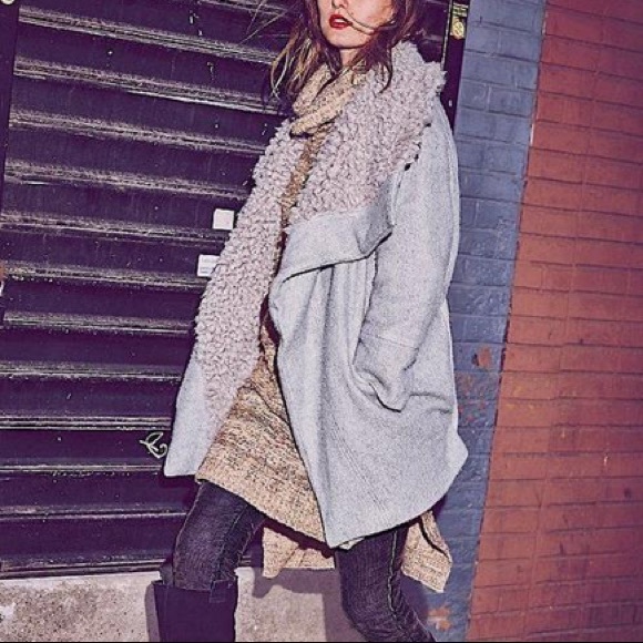 Free People Gray Fuzzy Wrap Around Winter Jacket - Picture 8 of 8